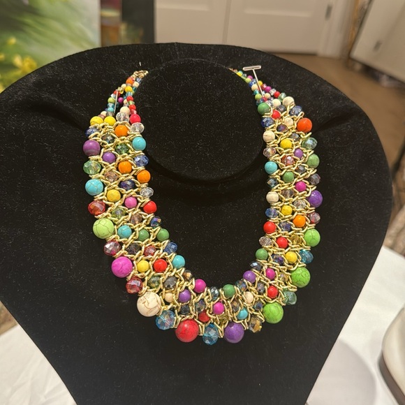 Colorful necklace - Picture 3 of 5